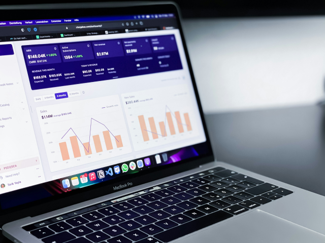 Laptop market analytics dashboard preview